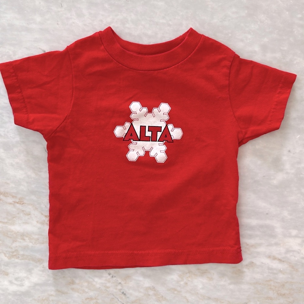 Alta Tee